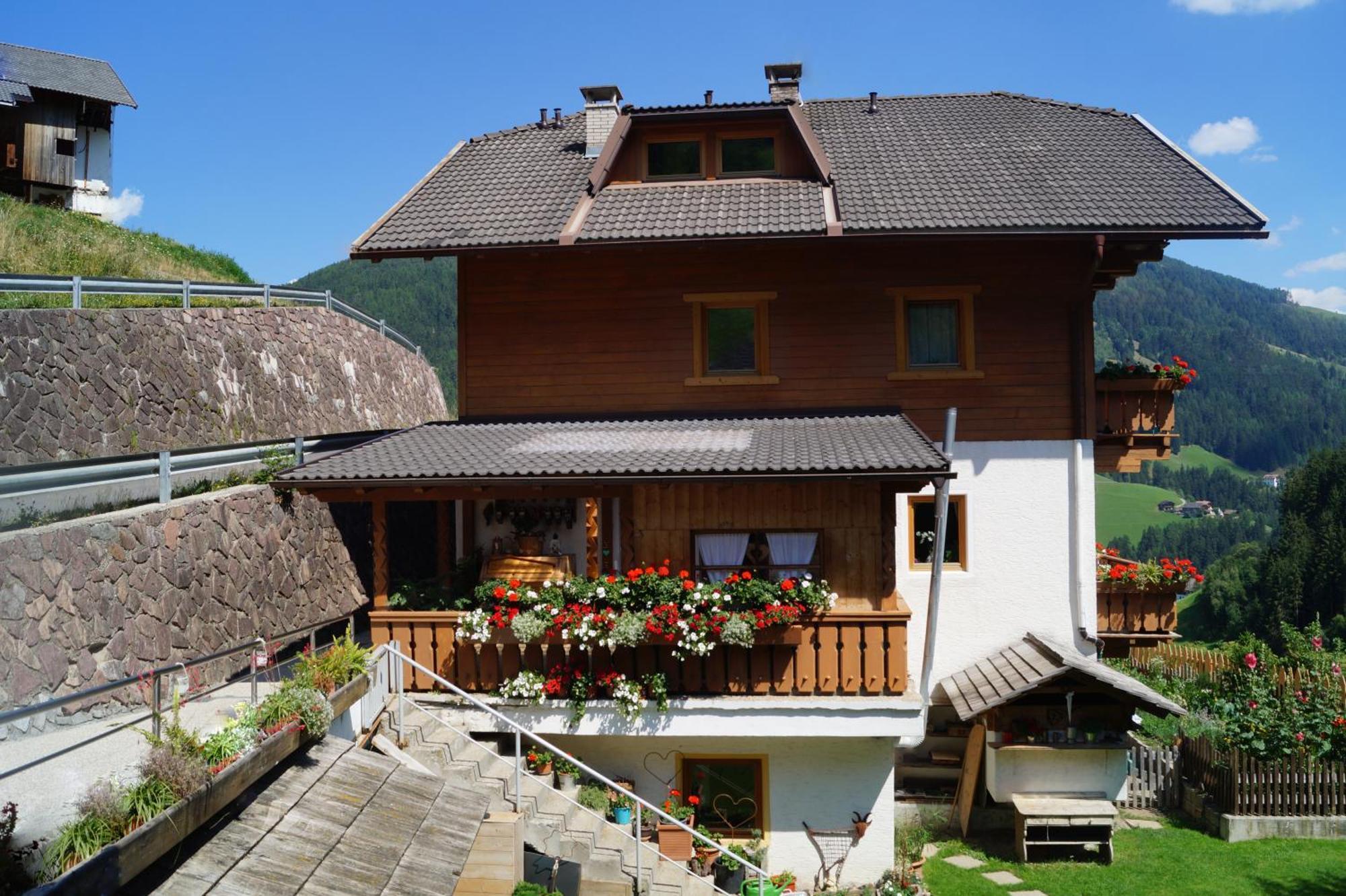 Apartamento Thalerhof San Lorenzo di Sebato Exterior foto