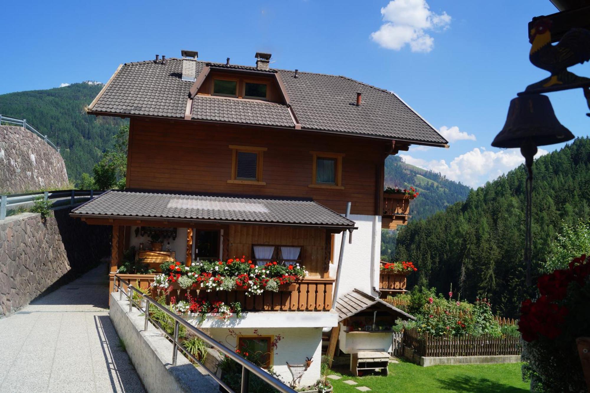 Apartamento Thalerhof San Lorenzo di Sebato Exterior foto